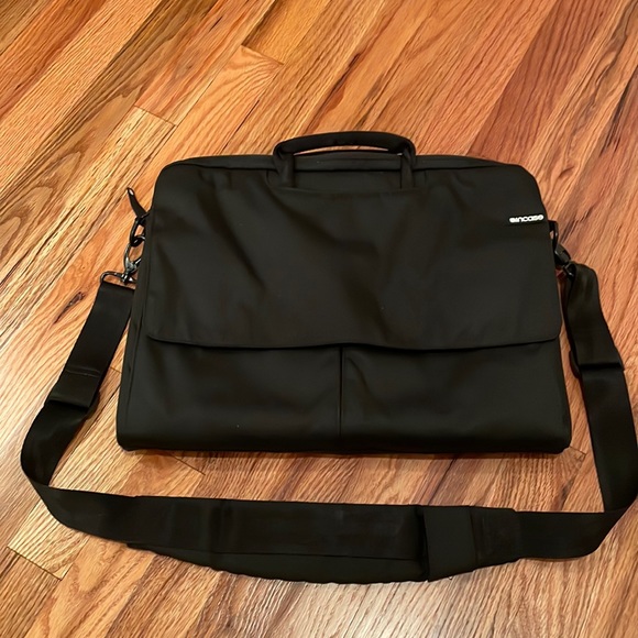 Incase Handbags - Incase Laptop Bag